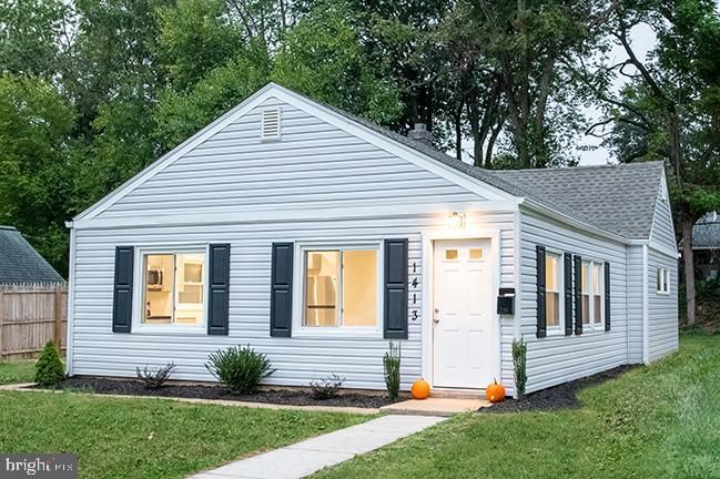 1413 Brook Ln, Wilmington, DE 19805