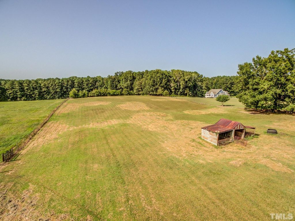 2308 Vandora Springs Rd, Garner, NC 27529