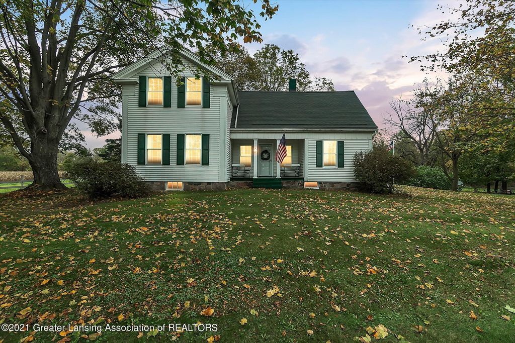 7750 W Grand River Rd, Laingsburg, MI 48848