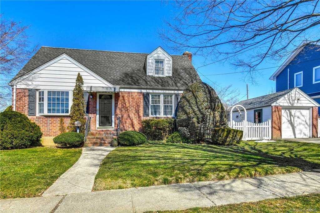 109 Center Street, Williston Park, NY 11596 Trulia