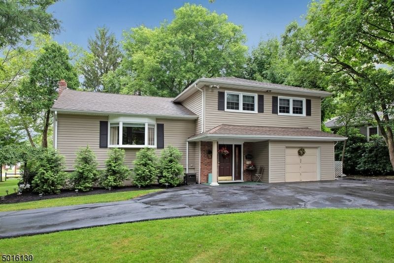 52 DALEWOOD ROAD, West Caldwell, NJ 07006 Trulia