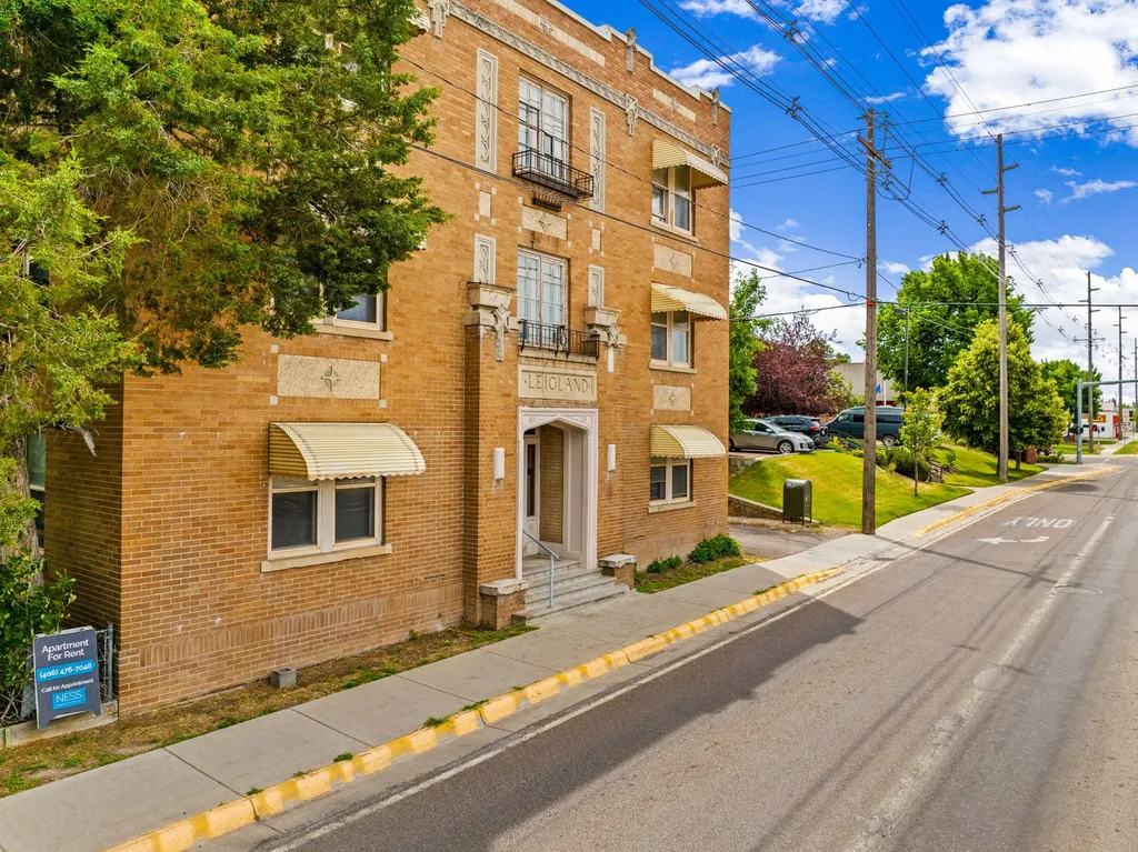 a921d33e2da5a8254b880ad8352f7b