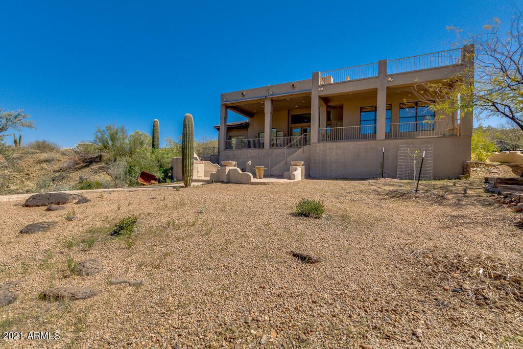 35210 S Kings Way, Black Canyon City, AZ 85324 3 Bed, 4 Bath Single