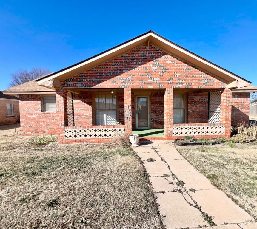 614 SW 2nd St, Lockney, TX 79241 See Est. Value, Schools & More