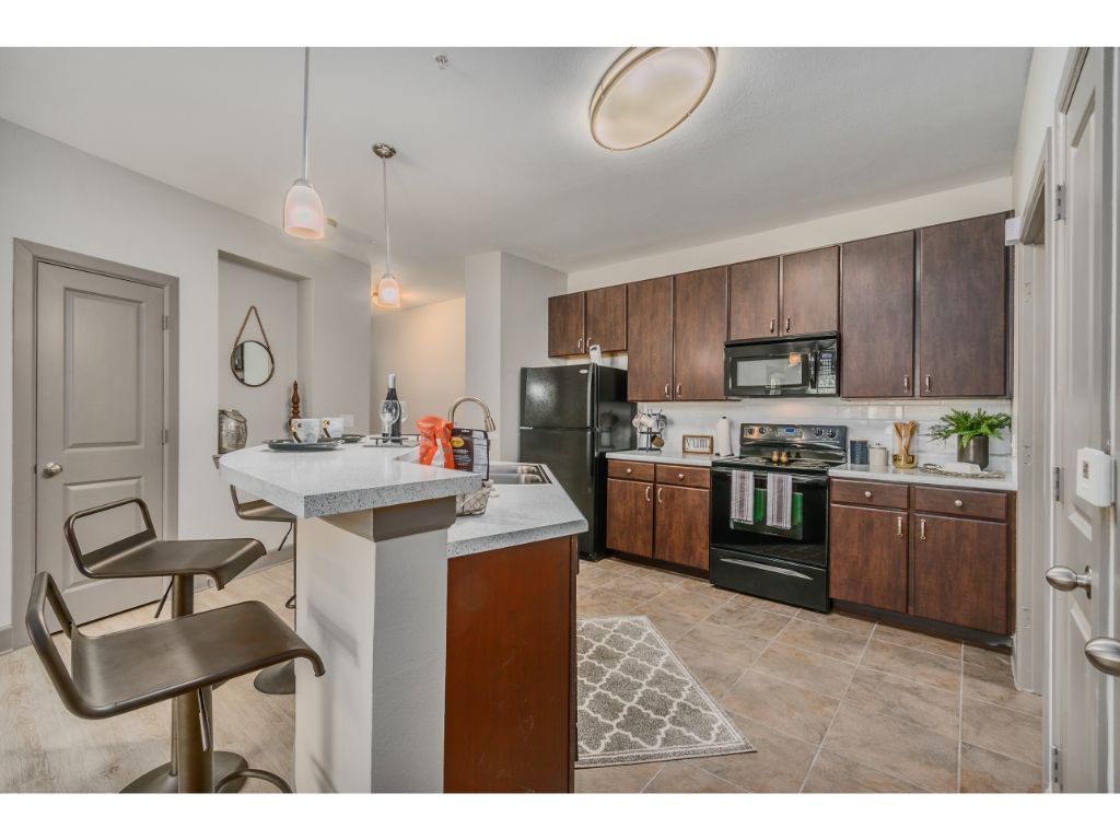 11911 Greenville Ave, Dallas, TX 75243