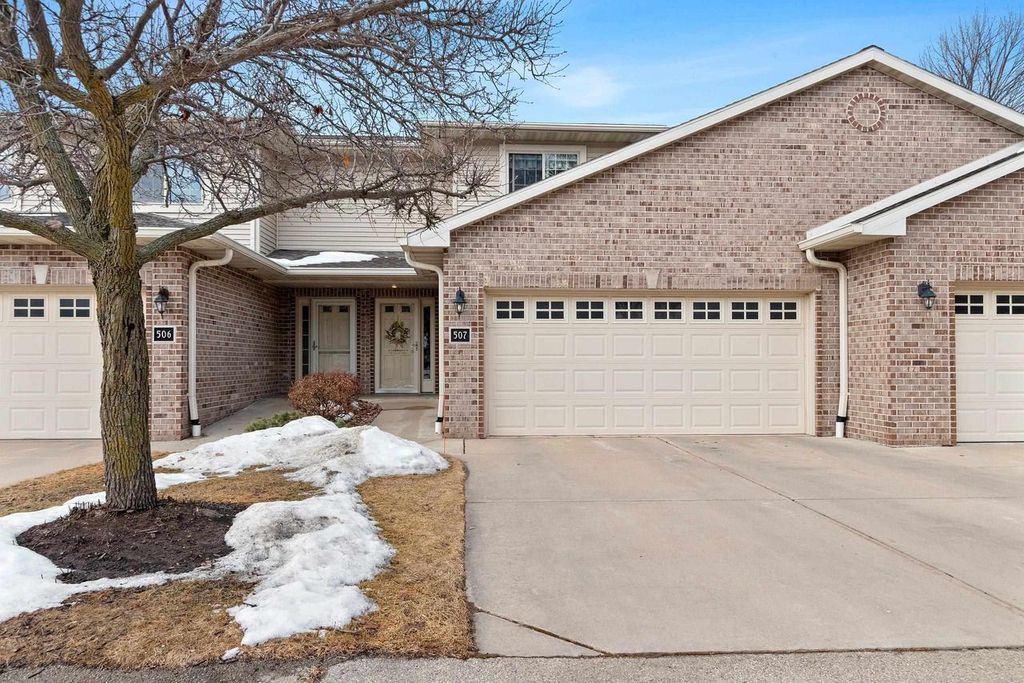 1300 ALPINE DRIVE UNIT 507, Green Bay, WI 54311