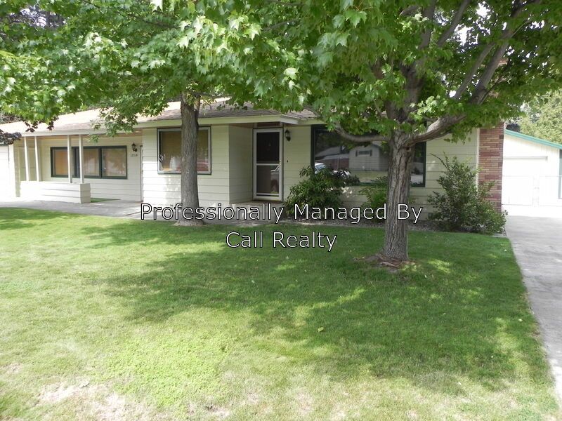12319 E 18th Ave, Spokane, WA 99216