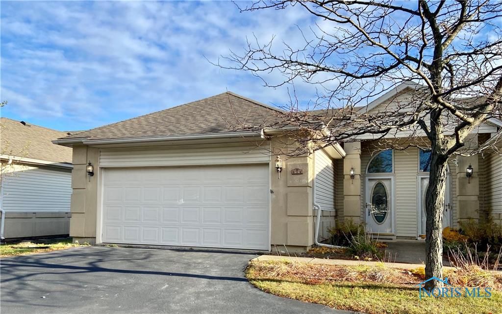 934 Linden Ln #934, Toledo, OH 43615