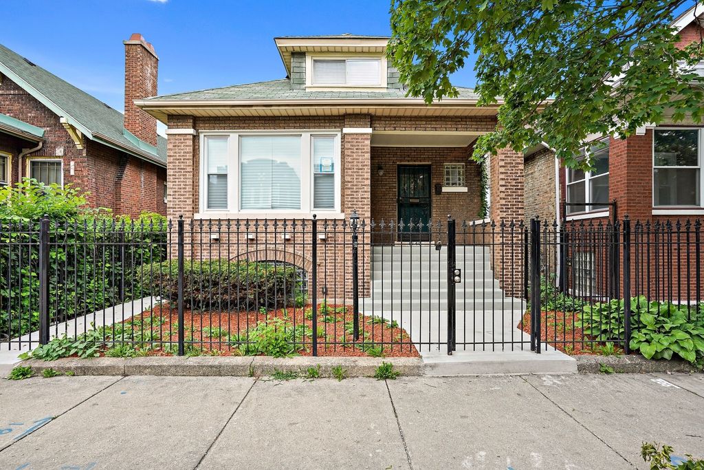 8140 S Ada St, Chicago, IL 60620