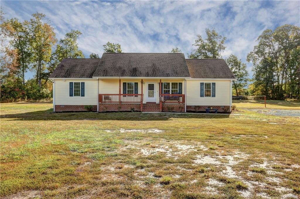 5532 Rocky Branch Rd, Stony Creek, VA 23882