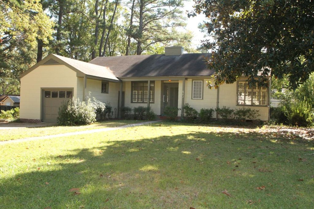 543 Wellington Rd, Jackson, MS 39206
