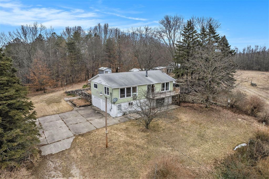 522 E Yale Rd, Rothbury, MI 49452 Trulia