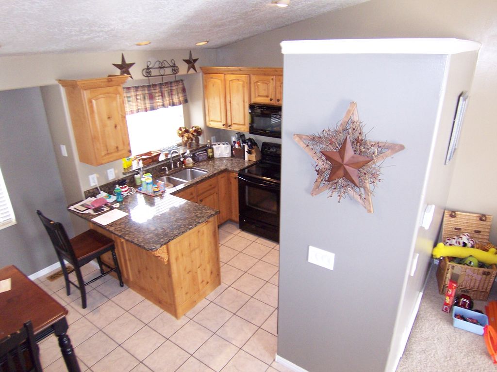 5578 S 4175 W, Roy, UT 84067