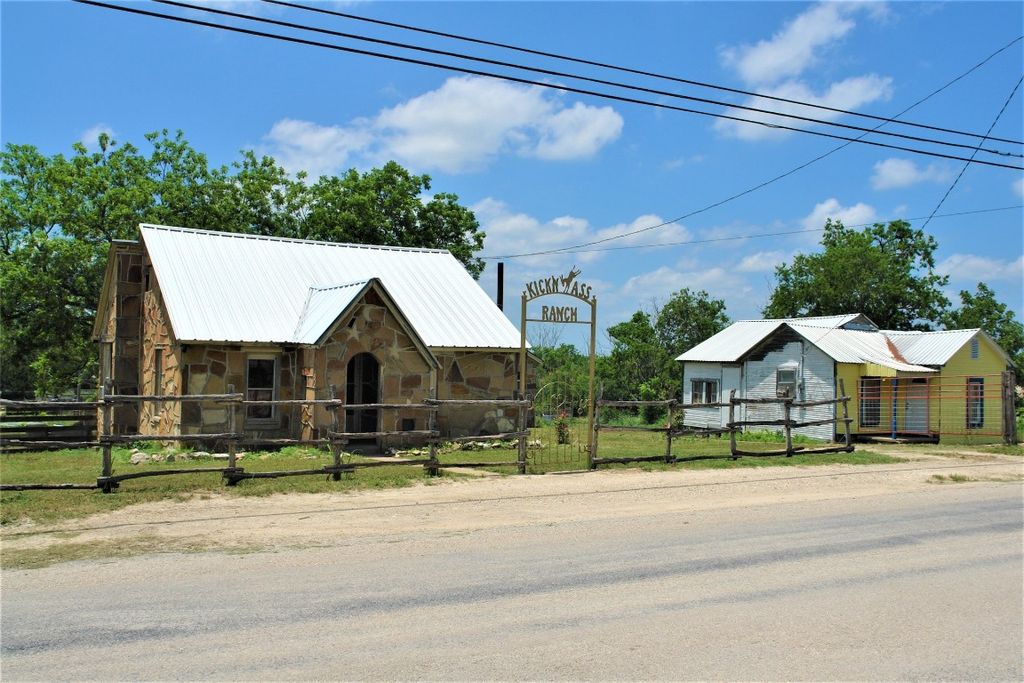 1703 Priddy Rd, Goldthwaite, TX 76844 Trulia