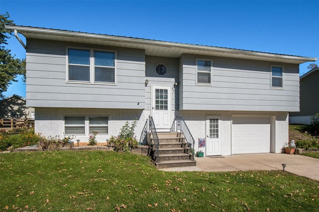 205 Grove St NW, Shellsburg, IA 52332 Trulia