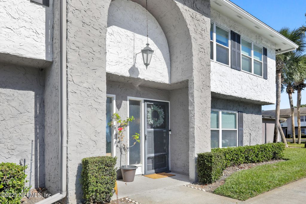 695 A1a N #104, Ponte Vedra Beach, FL 32082