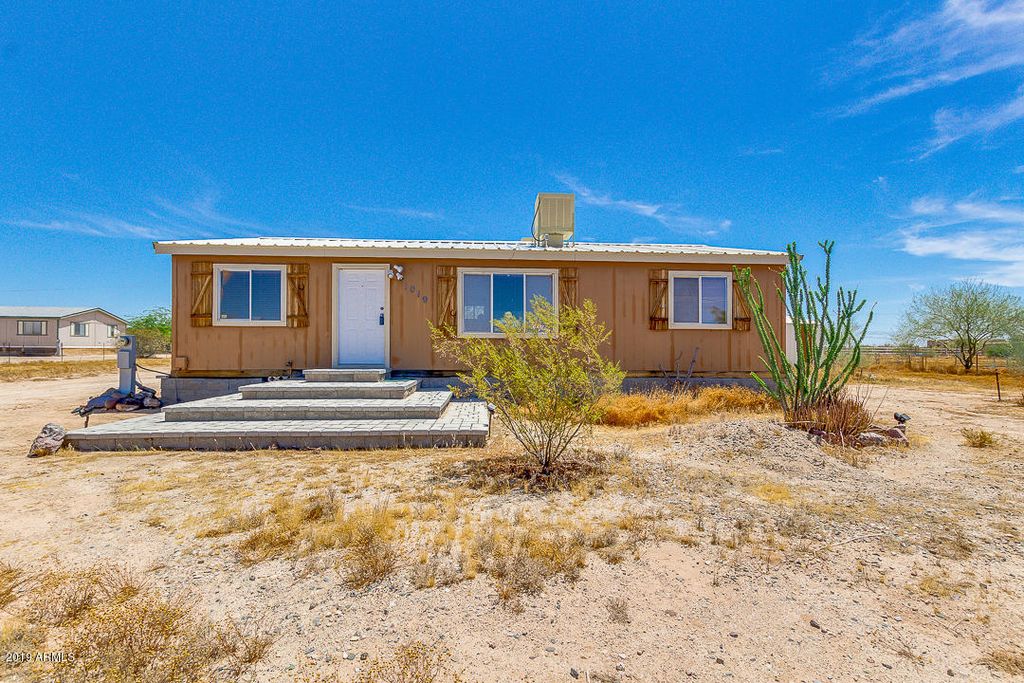 1019 S 349th Ave, Tonopah, AZ 3 Bed, 2 Bath Mobile / Manufactured