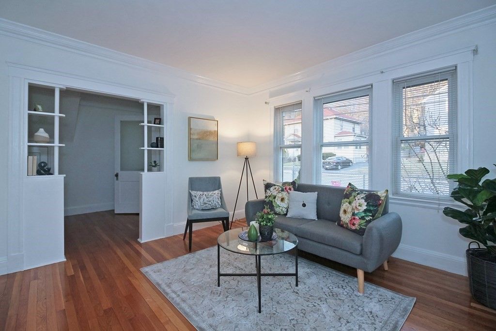 566 Lagrange St #1, West Roxbury, MA 02132