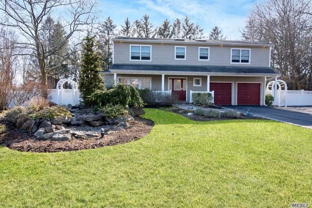 20 Campbell Dr, Dix Hills, NY 5 Bed, 3 Bath SingleFamily Home Trulia