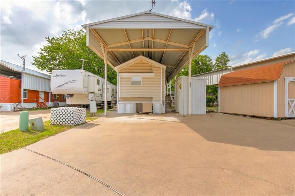 527 Brazos Harbor Dr, Granbury, TX 76048 Trulia