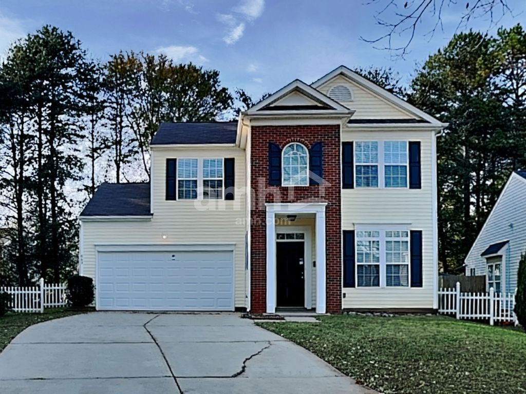 649 Tribune Dr, Charlotte, NC 28214 - See Est. Value, Schools & More