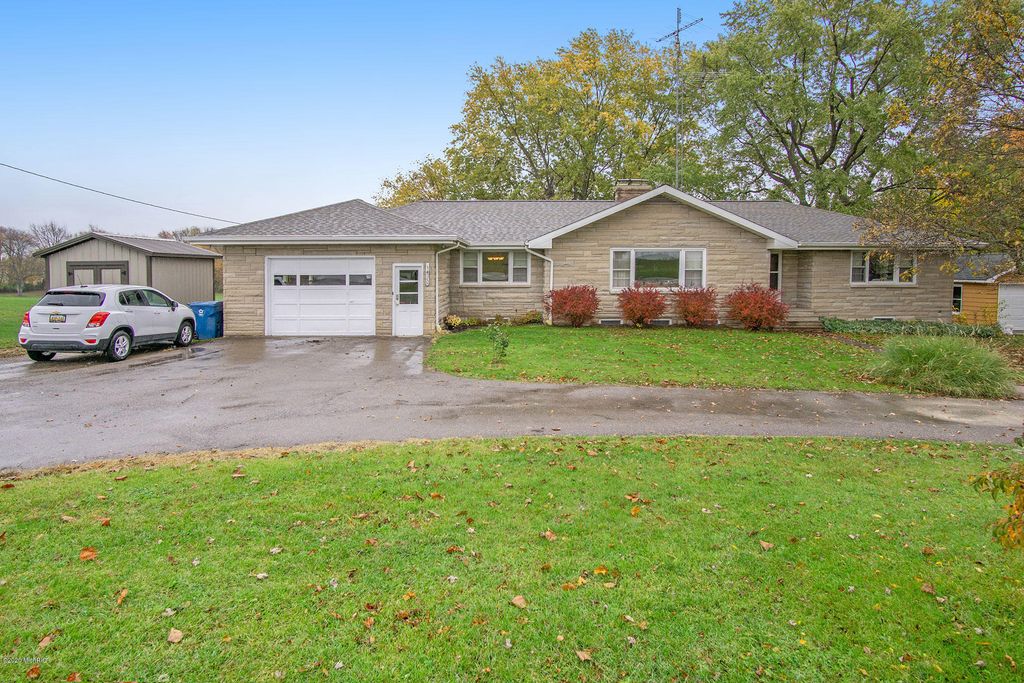 3413 N M 140, Watervliet, MI 49098 3 Bed, 2 Bath SingleFamily Home