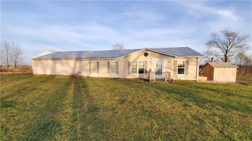 14000 W  240th Ave, Eagleville, MO 64442