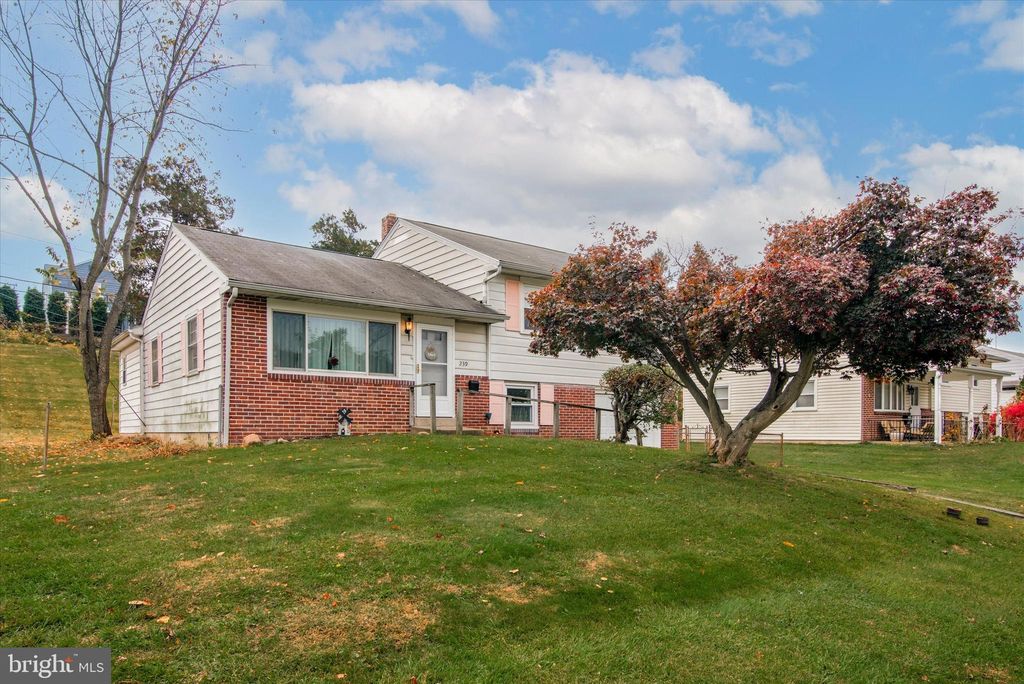 239 Lawrence Rd, Broomall, PA 19008 Trulia