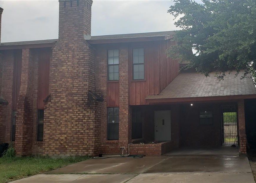 4822 Westside Ln, Laredo, TX 78041