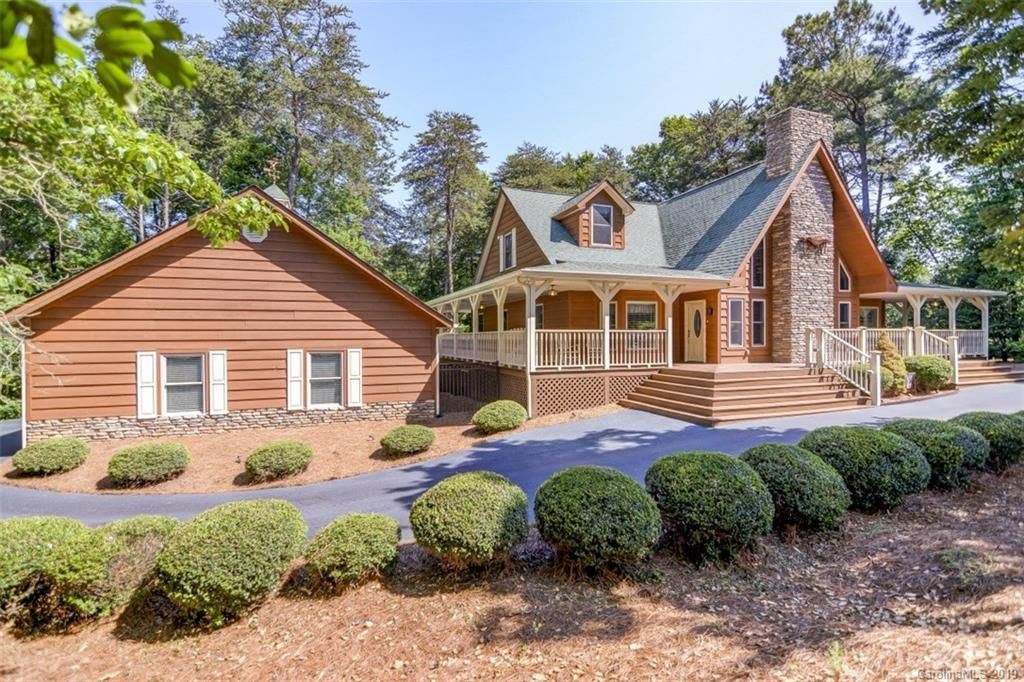 9346 Island Point Rd, Sherrills Ford, NC 4 Bed, 6 Bath SingleFamily