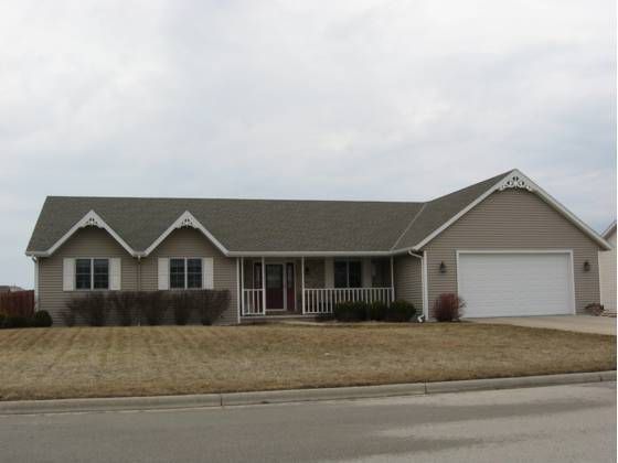 3145 Emory St, Green Bay, WI 54311