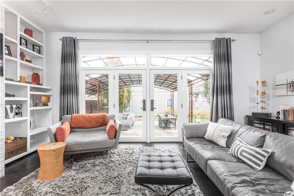 1347 N Park Ave, Indianapolis, IN 4 Bed, 4 Bath SingleFamily Home