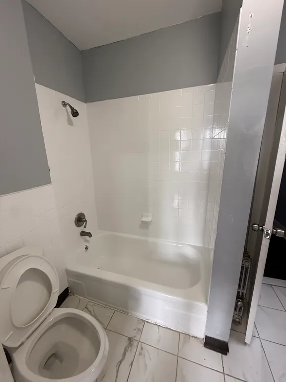 3 Bedrooms at 538 Norwood St #1, East Orange NJ — photo 7