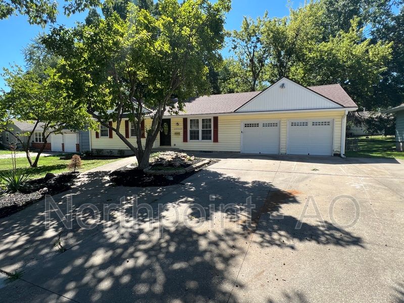 10007 E 77th Ter, Raytown, MO 64138 Trulia