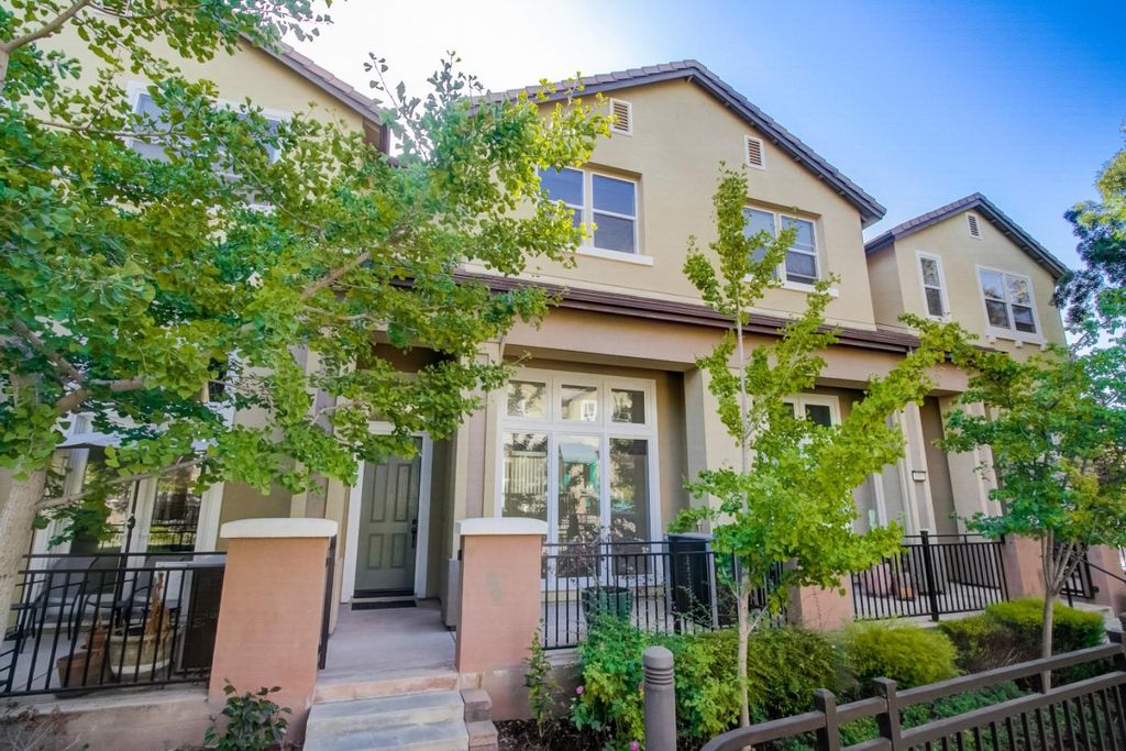 1187 Glin Ter, Sunnyvale, CA 94089