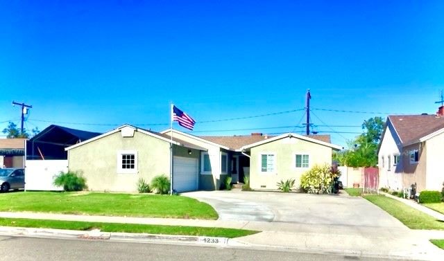 1233 E Adele St, Anaheim, CA 92805