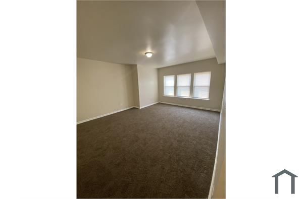 5040 W Washington Blvd #213, Chicago, IL 60644