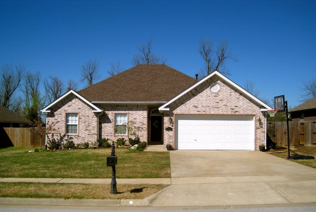 2937 N Bluegrass Pl, Fayetteville, AR 72704 Trulia