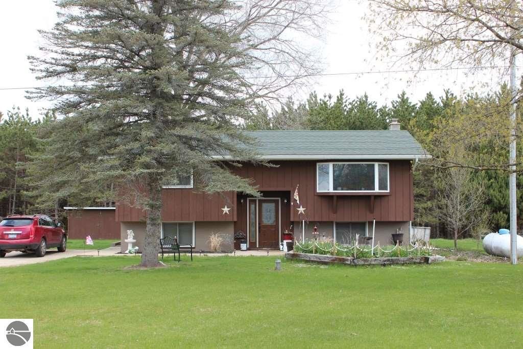 2145 E Surrey Rd, Farwell, MI 48622 Trulia