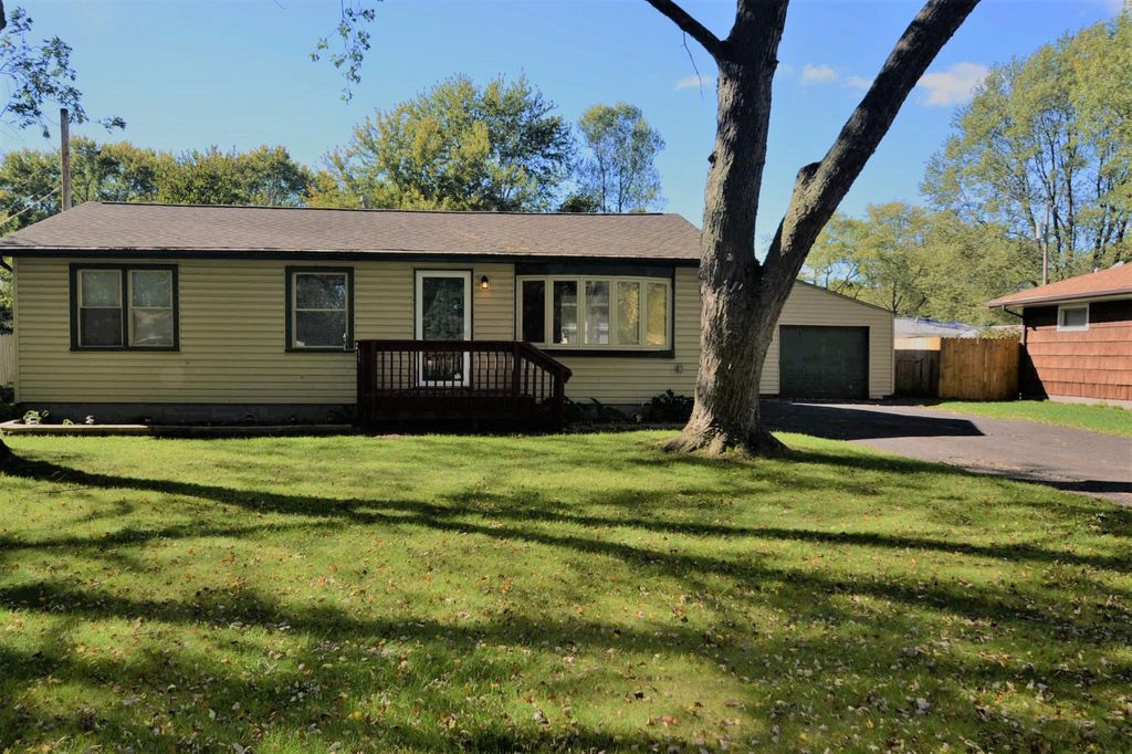 2828 Eleanor St, Portage, IN 46368