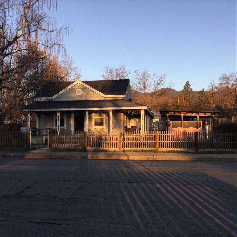 415 N Oregon St, Yreka, CA 96097 Trulia