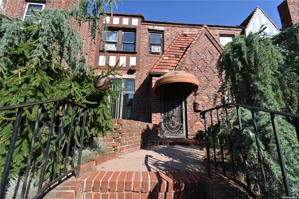 13059 229th Street, Laurelton, NY 11413 Trulia