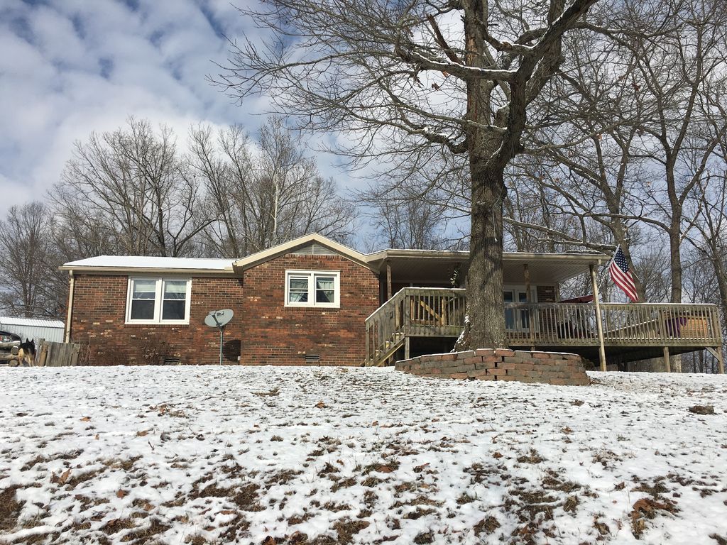 165 Middle Knottsville Rd, Hawesville, KY 42348