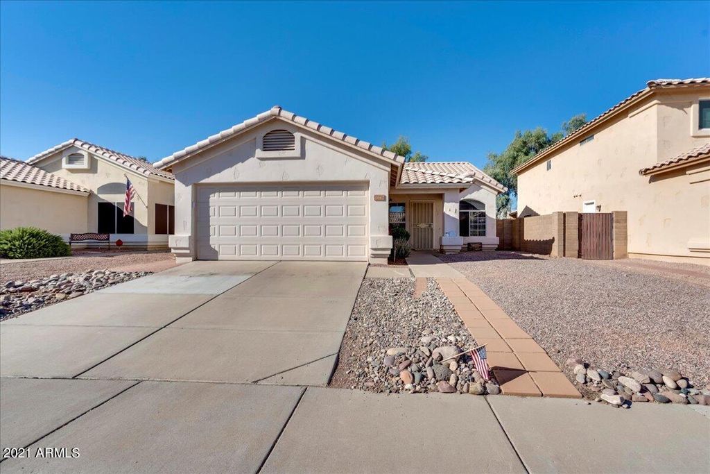 1182 W Orchid Ln, Chandler, AZ 85224