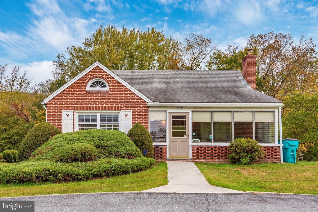 17055 Sabillasville Rd, Sabillasville, MD 4 Bed, 1 Bath 44 Photos