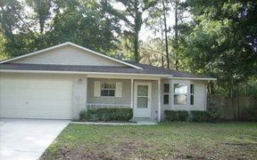 137 Royal Cir, Kingsland, GA 31548
