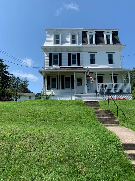 230 S K St, Spring City, PA 4 Bed, 1 Bath SingleFamily Home 9