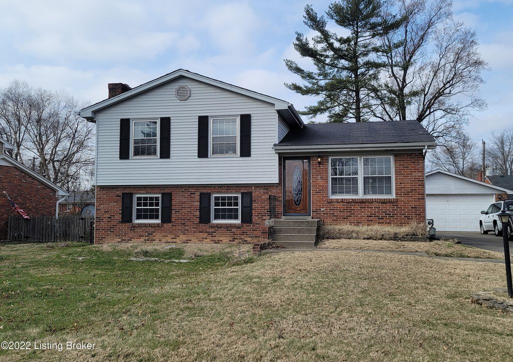 2606 Harmony Rd, Jeffersontown, KY 40299