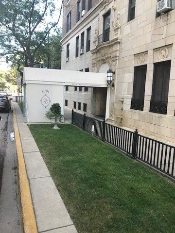 6101 N Sheridan Rd #11C, Chicago, IL 60660