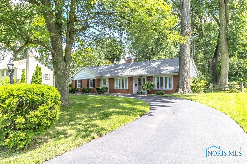 3714 Corey Rd, Toledo, OH 43615 See Est. Value, Schools & More